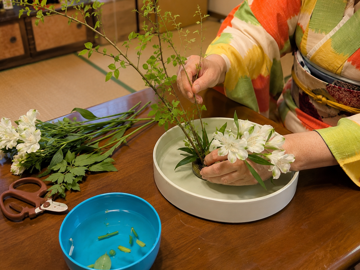 Tokyo: Ikebana Flower Arrangement Workshop (90 Minutes)